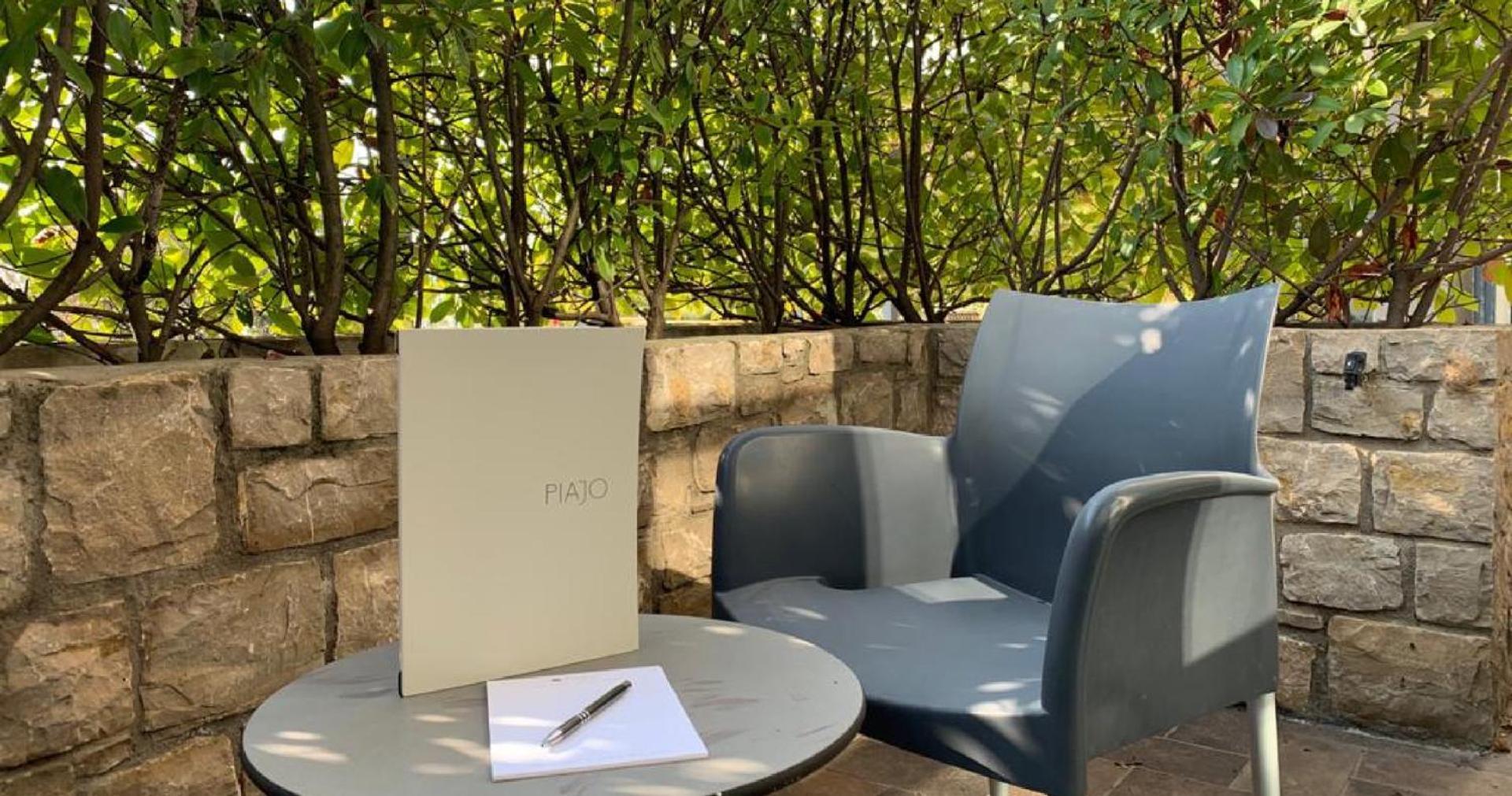 Phi Hotel Piajo 넴브로 외부 사진
