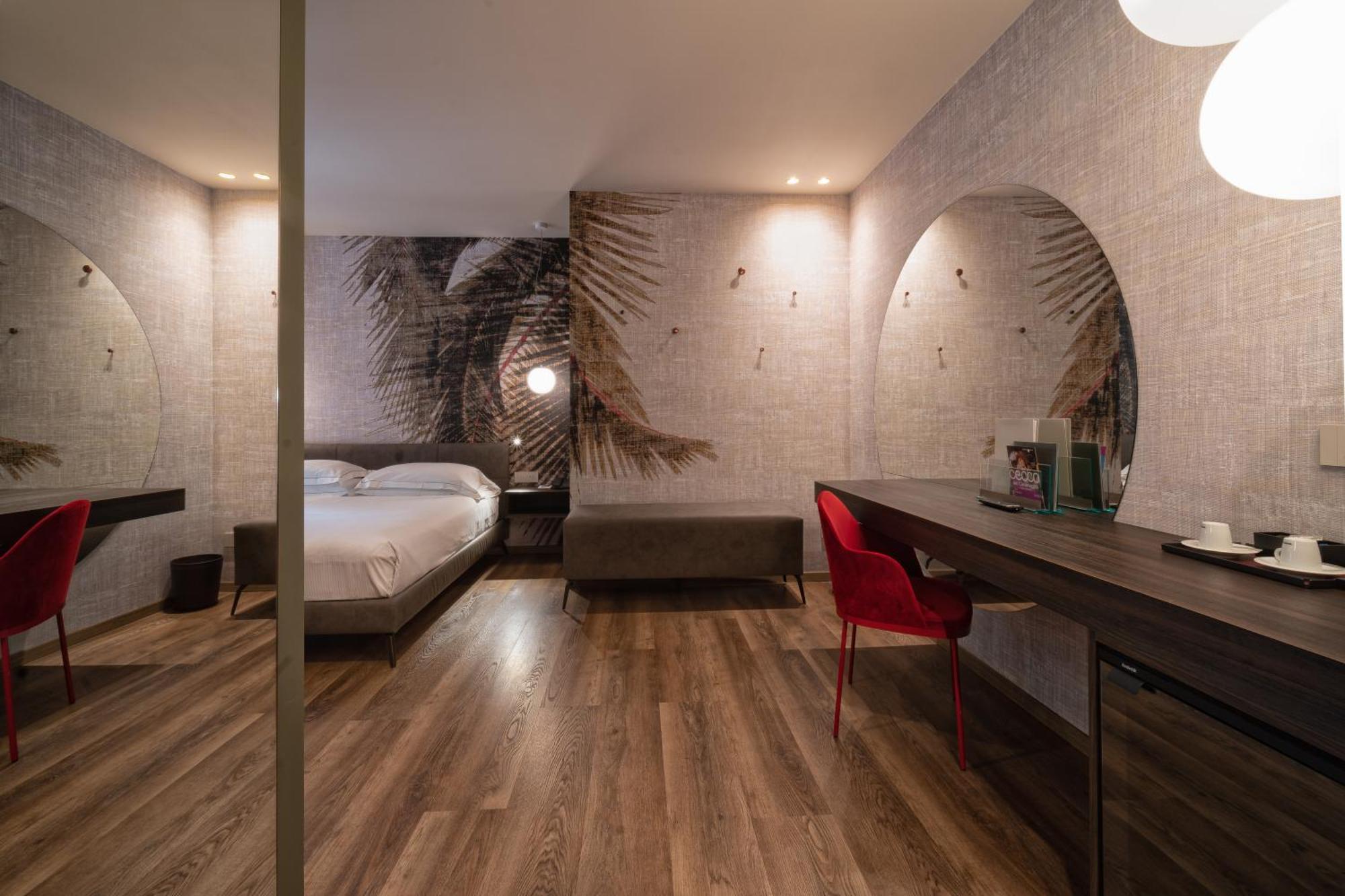 Phi Hotel Piajo 넴브로 외부 사진