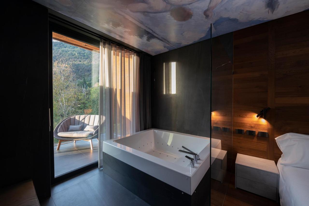 Phi Hotel Piajo 넴브로 외부 사진